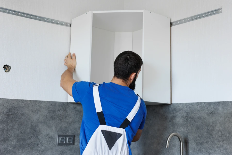 Local Kitchen Cabinet Installation Fort Myers, FL Local Kitchen Cabinet Installation Fort Myers, FL